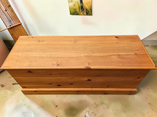 Vintage solid pine - solid, hope